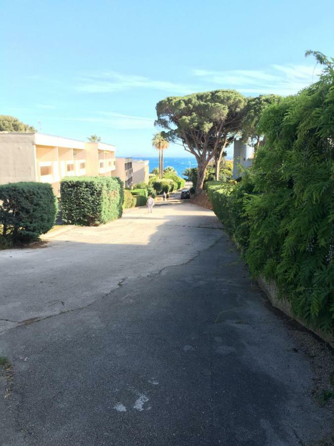Les Hameaux De Provence - Piscine Et Place De Parking Privee - Acces Plage Et Sentier Du Littoral Bandol Bagian luar foto
